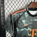 Conjunto Infantil Bayer de Munique 24/25