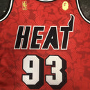 Regata NBA BAPE x Miami Heat Mitchell & Ness Vermelha