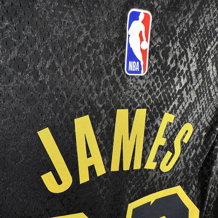 Regata Infantil NBA Los Angeles Lakers LeBron James 23 Preta