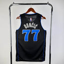 Regata NBA Dallas Mavericks City Edition 23/24 Luka Doncic Preta