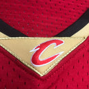 Regata NBA Cleveland Retrô Mitchell & Ness 2003/2004 LeBron James Vermelha