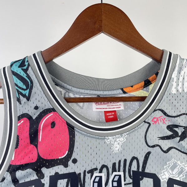 Regata Spurs Retrô Mitchell & Ness Edição Especial Tony Parker